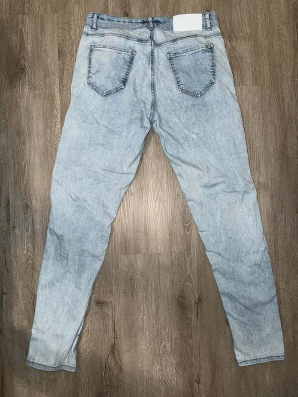 Boohoo Light Blue Denim Jeans with paint splatter - Picture 3 of 5